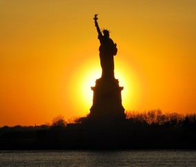 怀孕初期内裤总映湿一滩水吗（怀孕初期内裤湿怎么回事）