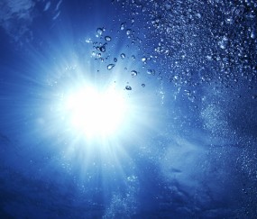 怀孕初期吃了药会流血吗（怀孕初期吃了药会流血吗会流产吗）