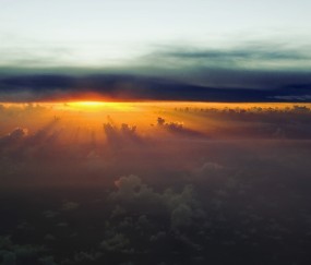 小孩感冒咳嗽总出汗怎么办（小孩感冒咳嗽老出汗怎么回事）